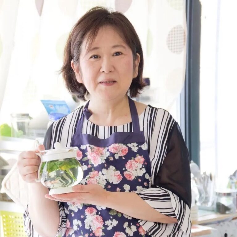 ハーブティーで心と体を整える、日々の小さな習慣