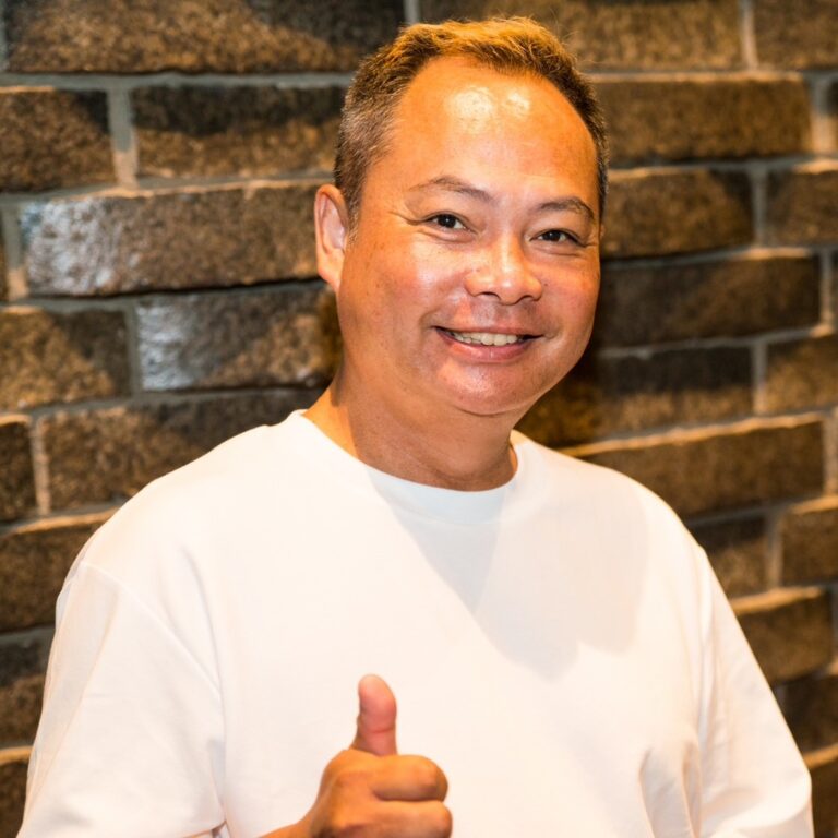 通わせない。21年で数千人を「卒業」させた整体院
