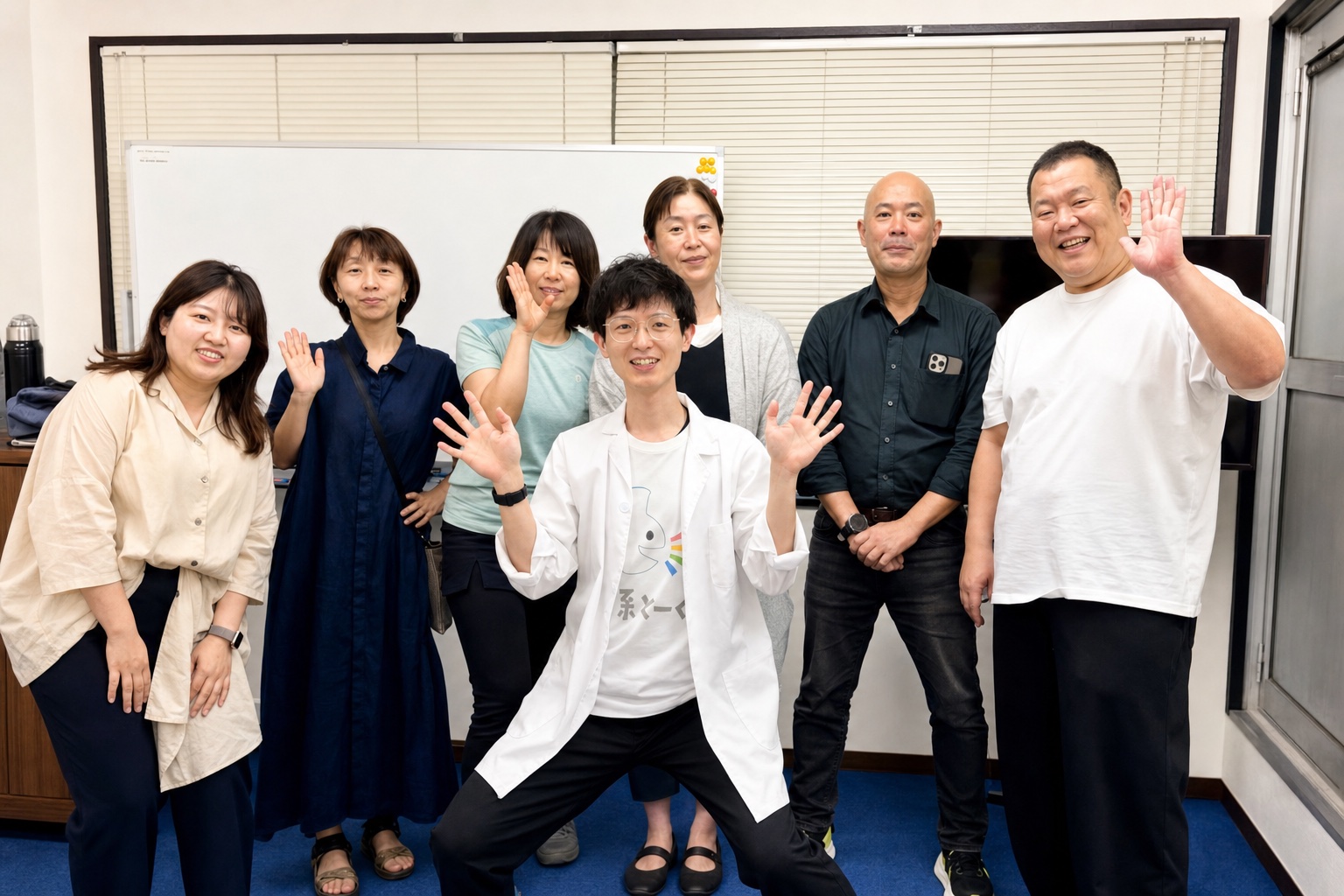 南森町のAI作業会に参加した皆さんの集合写真